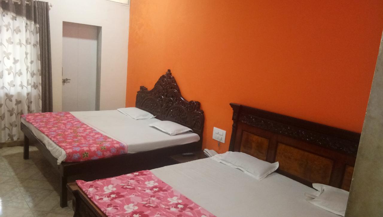 Grand Galaxy Hotel Krishna 纳西克 外观 照片