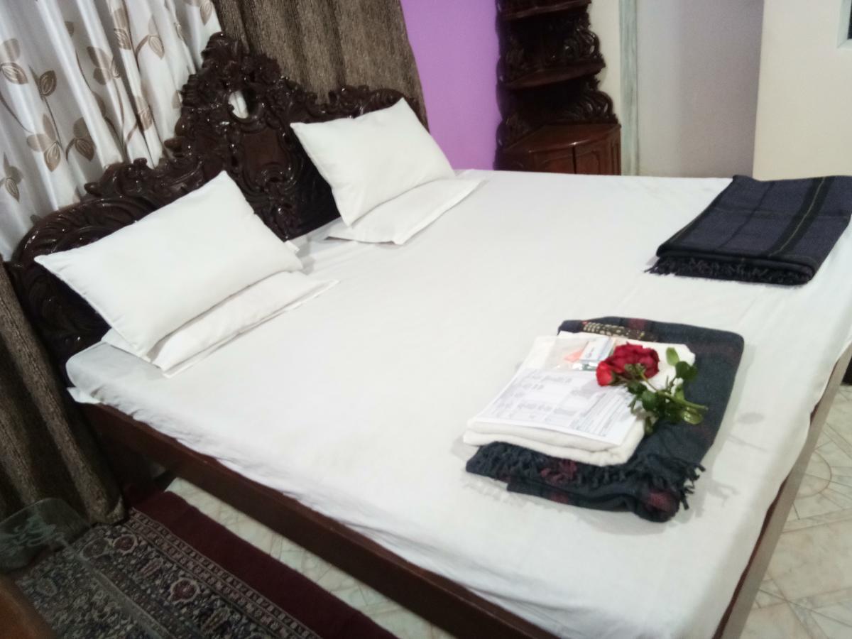 Grand Galaxy Hotel Krishna 纳西克 外观 照片